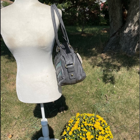 BCBG Generation’s Gorgeous Gray & Turquoise Faux Leather Satchel - Picture 4 of 12